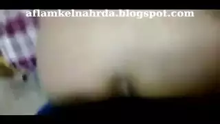 عاهرة عربية شرموطة تبلع زب