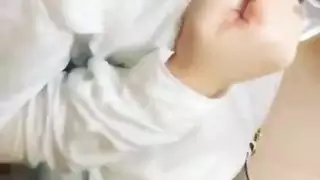 شقراء سعودية ساخنة تنيك في سيارة فاخرة