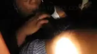 زبي يداعب مهبل منفوخ طيز بنات