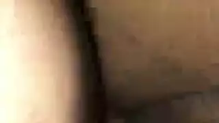 مشهد بورن صريح: قذف على وجه نيكي دابيل وهي ترتدي كعباً أخضر مثيراً