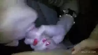 فرج العاهرة السمراء المراهقة الرطب من جلسة جنس شديدة