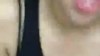 عاهرة آسيوية تأخذ قذف سميك على وجهها