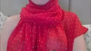 أحيانا انجليرضع زيز أمه