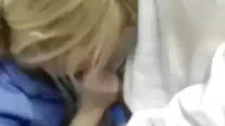 سكس دكتور يتحرش بزبونته في العياده