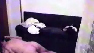 المراهق ينيك طاطا ناضجة في الفندق