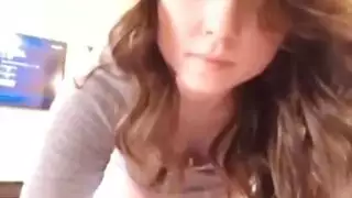 جماع جماعي في شهر العسل للسمراء الحالمة