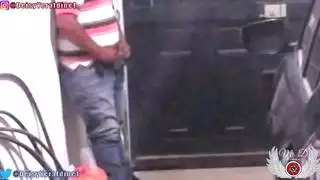 مراهقات عاريات تركب قضباناً قوية في جلسة جنس صريحة