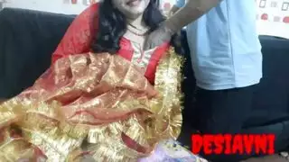 الزوجة الجديدة ديزي وحبيبها يمارسان الجنس القاسي بمناسبة الزفاف