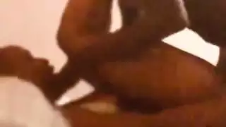 معاينة للأفعال الجنسية الصريحة قبل الحدث الرئيسي