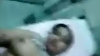 بورن خيال طبي: طبيب مثير يخلع ملابس فتاة عربية لتسجيل مثير
