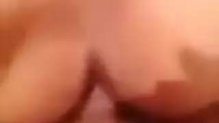 مراهقة مصرية فاجرة تحصل على قذف داخلي