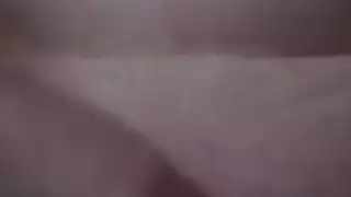 ملكة البورن السورية تتوسل لشرج عنيف