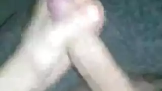 ادخل يدي الى كسها