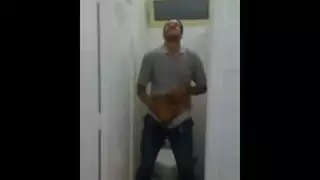 سكس مضيفات تيران أثناء الرحله داخل حمام الطائره