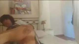 بنت تقذف وتنتشي