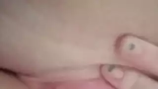 بنت خجولة تنتاك الاول مرة الشايب بعد مامتعها بالكلام