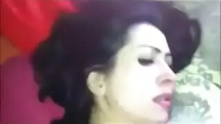 خديشة اللاتينية وبونيتا دي ساكس في إباحية شرجية صريحة