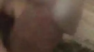 الفتيات المثيرة يسجلن جلسات الجنس الصعبة الخاصة بهن