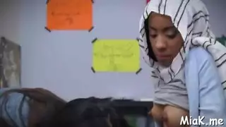 مترجم بالحجاب اغتصاب