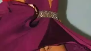 فتاة ممتلئة الجسم تتعرض لضربات قوية