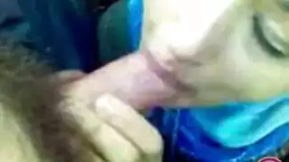 محجبة تمص لعشيقها