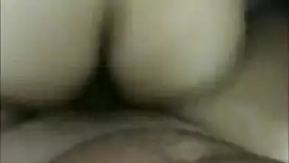 فيفي تُدمر بقضيب ضخم