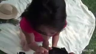 الثدي الطبيعية الديك الأسود غير محلوق