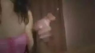ضيق الهرة البولندي زنزانة