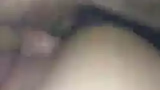 اخي يخرج زبه أمامي وانا لااقاوم وطلب منه يدخل زب صاحبو