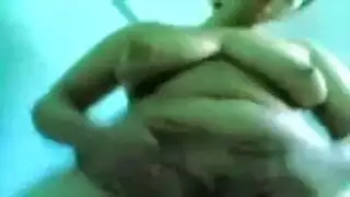 بنت تفرك كسه مصر