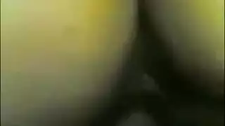 فتاة عندها كس وردي