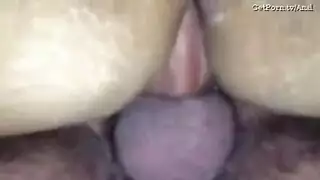 انيكها ويركب على طيزها بكول عنف وقو وهي تبكي