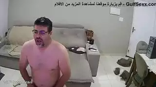سكس ام و ابنها ز هو يعمل في العادة السرية