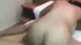 مصري مع جوز اختها