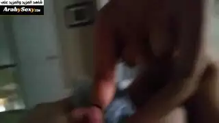رقص شرقي لبناني في نادي