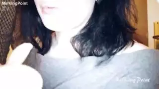 تريد مساعدة اخوها