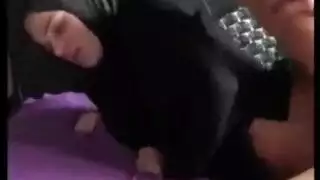 هيجابي هاردكور: بورن عربي منزلي مع بنات محجبات