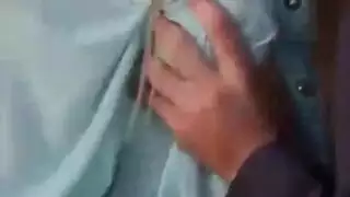 نيك حار أثناء الدورة: كس يُدقّ خلال دورتها