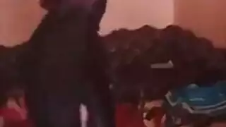 هي ترقص عارية وتغمرك بالسائل المنوي