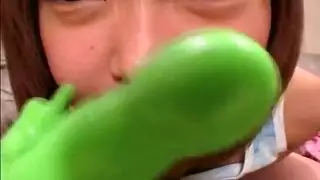 كبير الثدي الآسيوية فتاة الملاعين لها ضيق كس مع دسار