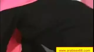 تونسية تتنك من صفل