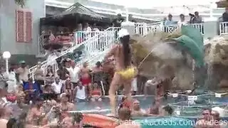 بنتين مصرين يتناكو