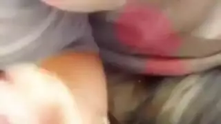 اخت تكشف زب اخوهي اصغير وهونيم