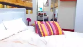 جميع الثقوب الطاولة شقراء