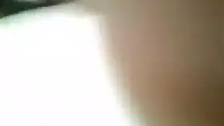 عيل حيحان مش لاقى واحده ينيكها فينك طيز اخته