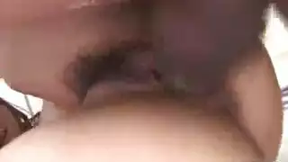 تبدل أصغر بنات
