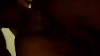 سكس شيميل تنيك صديقتها في كسها الوردي