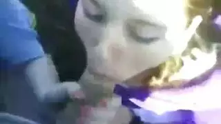 البن وام علي حمام السباحة
