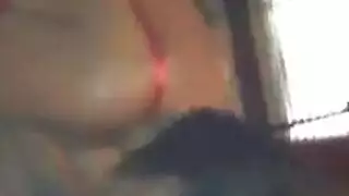 هزات جماع لا يمكن السيطرة عليها من وضعية كلابية مع سمراء