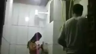جنس شرجي خشن مع عاهرة ممتلئة